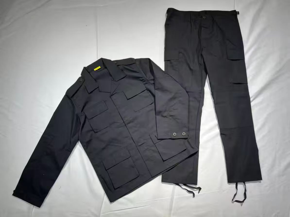 Mens BDU Camouflage 2 Piece Se - Hunting & Outdoor Supplies Vanderbijlpark Photos 评论和价格